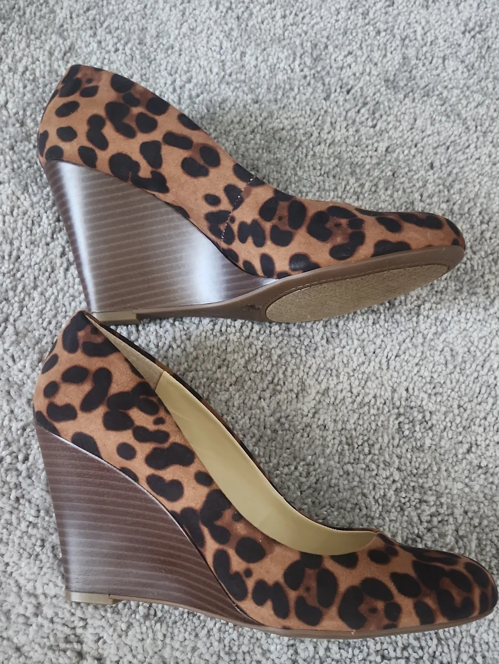 Jessica Simpson wedges animal print size 7